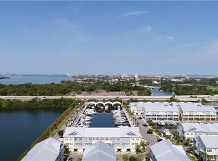 6125 Anchorage Way S, Saint Petersburg, FL 33712
