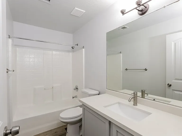 6417 W Magnolia St — Photo 15