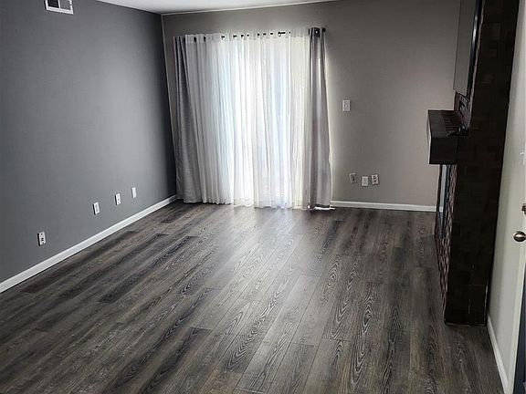 4th image of 1924 Marine Terrace Dr APT H