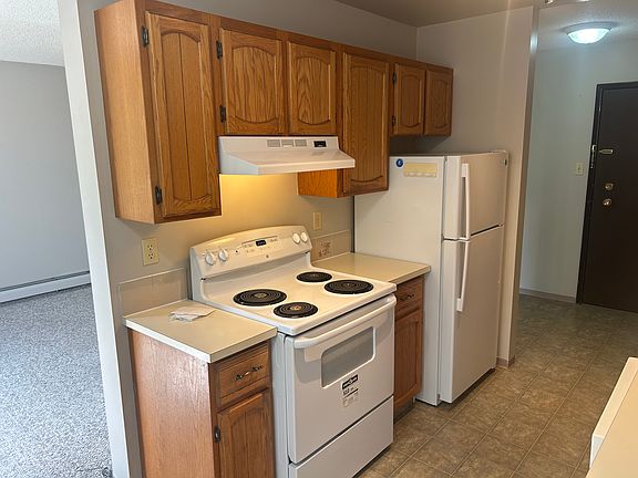 5th image of 3611 145th Ave NW #414