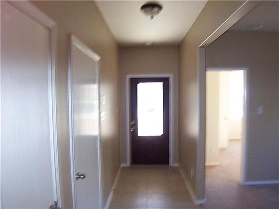 3rd image of 1807 Paseo Verde Dr