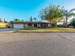 373 Sandalwood Dr, Calimesa, CA 92320