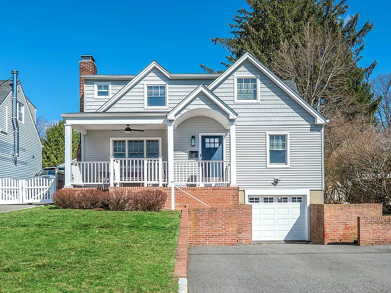 17 Winans Pl — Photo 2