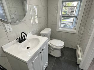 48 Prest St, New London, CT 06320