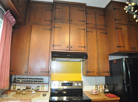4th image of 410 6th St