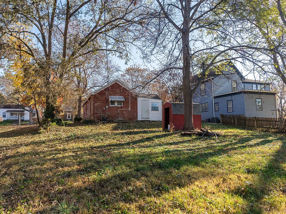 821 4th St, Boonville, MO 65233 MLS 416818 Zillow