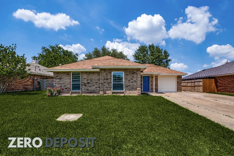1st image of 912 Oak Grove Ln