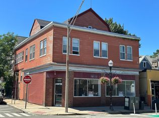698 Broadway, Somerville, MA 02144