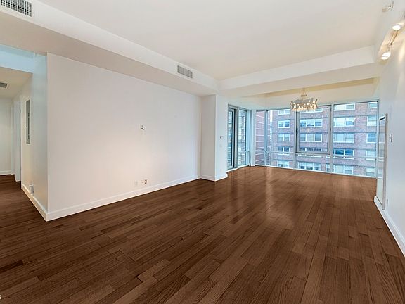 3rd image of 14 W 14th St #Penthouse A