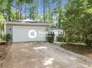 8691 Twin Oaks Dr, Jonesboro, GA
