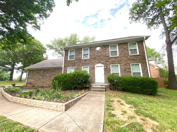 1103 Rosebrook Dr, Clarksville, TN 37042