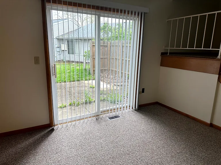 14 Florentine Ct — Photo 8