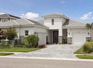17721 Roost Pl, Lakewood Ranch, FL 34211