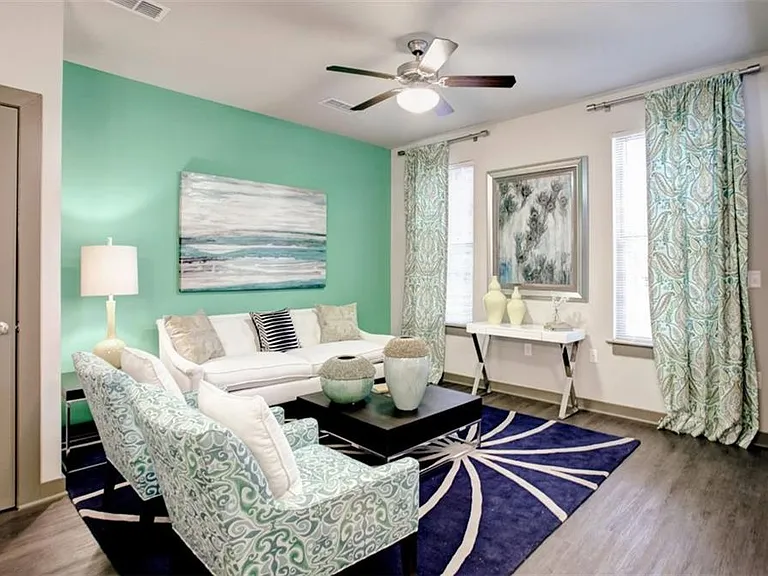 800 Millwood Ln #902-218 — Photo 11
