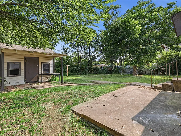 3207 Casino Dr — Photo 11
