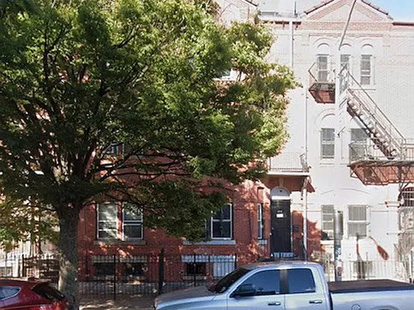 224 Broadway, Newark, NJ 07104