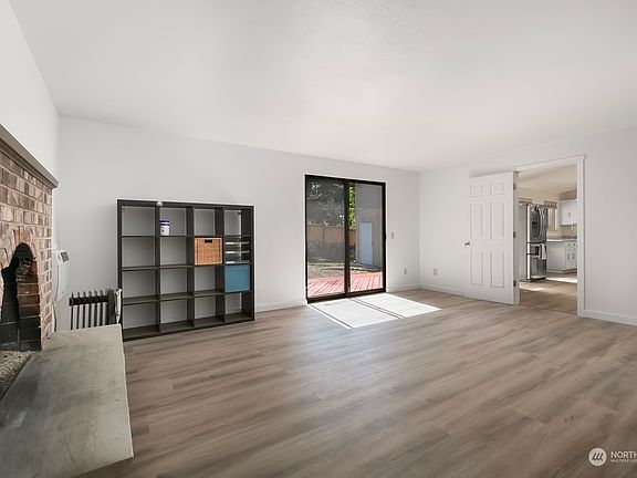 4th image of 4117 Serene Way