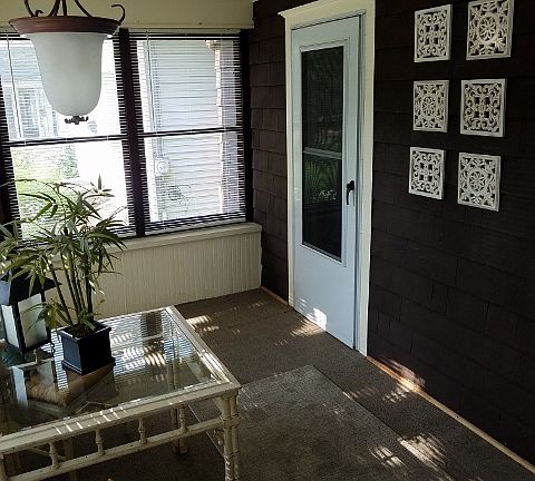 4th image of 126 N Hayford Ave