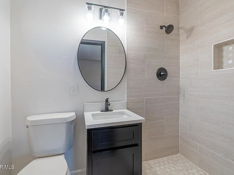 204 Balboa Rd — Photo 11