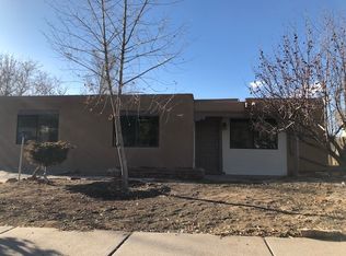1616 Camino La Canada, Santa Fe, NM 87501