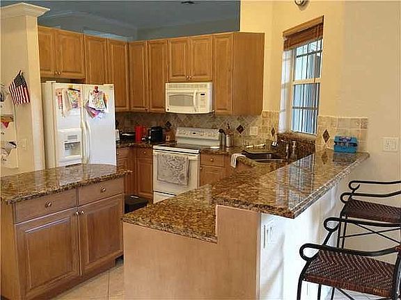 2nd image of 1258 Crossbill Ct