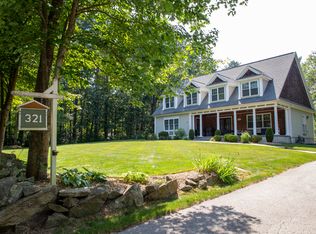 321 Westford Rd, Tyngsboro, MA 01879