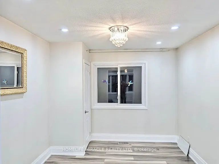 68 Briargate Dr — Photo 14
