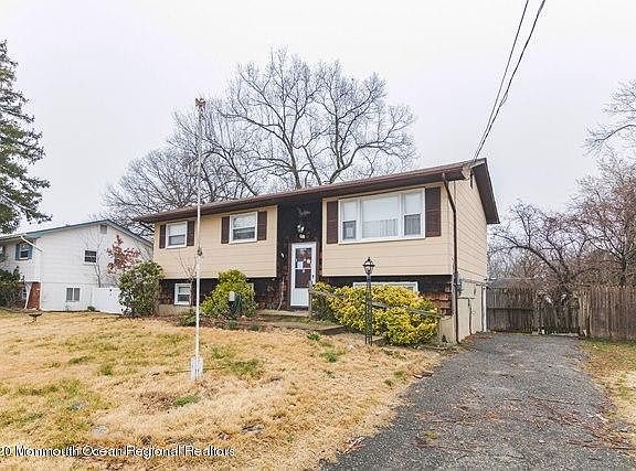 5th image of 581 Fountain Dr