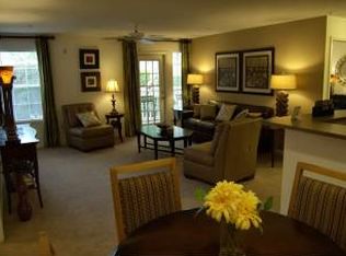 7610 Holliswood Ct APT 137, Charlotte, NC 28217