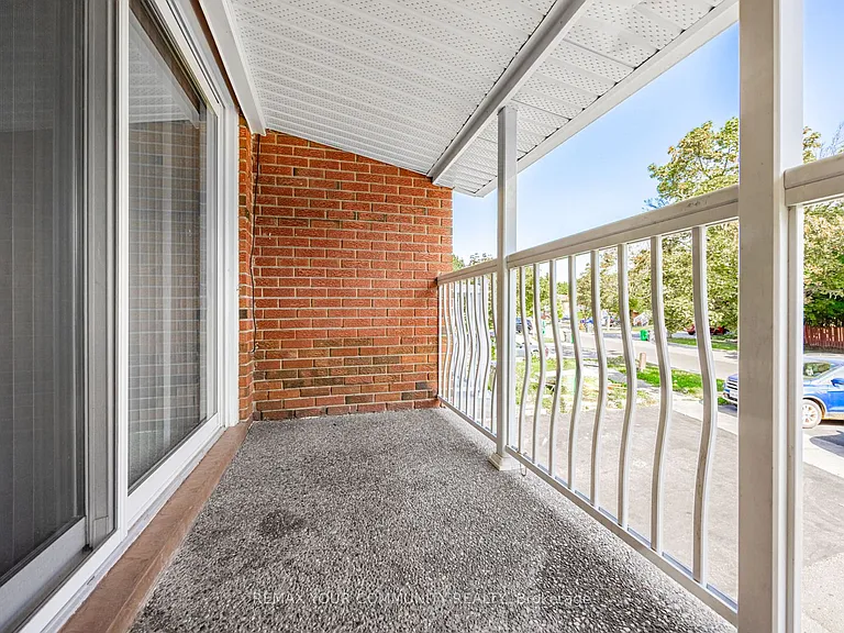 14 Roseville Dr — Photo 28