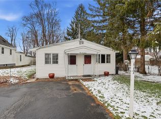 117 Oak Dr, North Syracuse, NY
