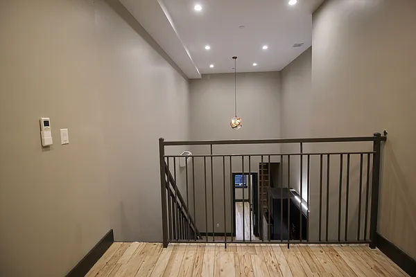Rented by Hagstrom Management Inc | media 39