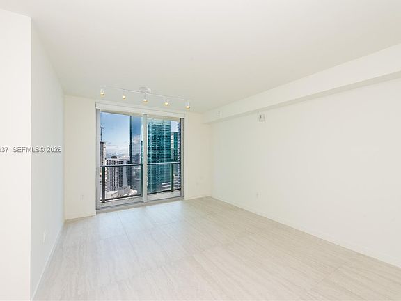 3rd image of 77 SE 5th St #4004