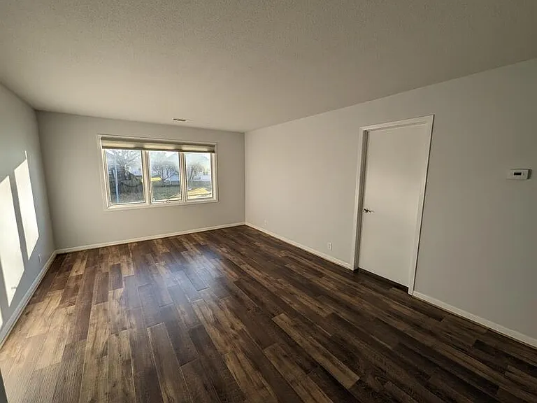 223 Carson St #3 — Photo 8