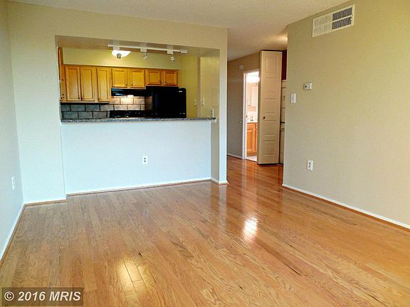 2nd image of 4500 S 4 Mile Run Dr APT 1108