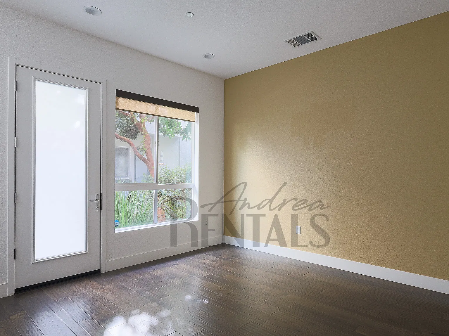 3 bed, 1712 sqft, $3,895 — Photo 4