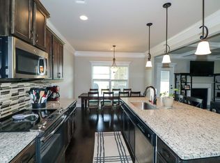 717 Bedfordshire Ln, Bonaire, GA 31005