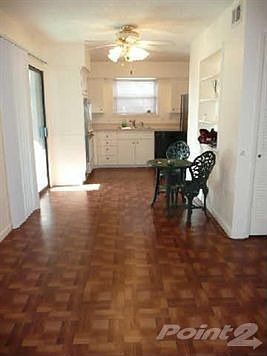 4th image of 1239 Donna Dr