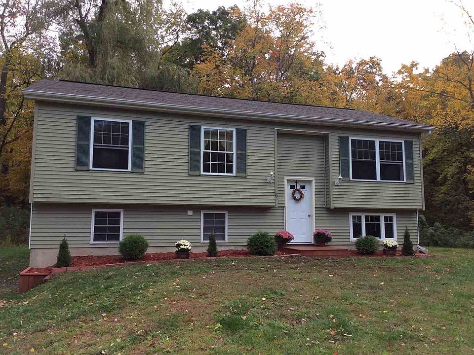 1st image of 8 Leonard Ave