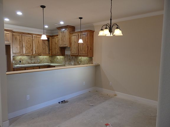 3rd image of 1502 Buena Vis