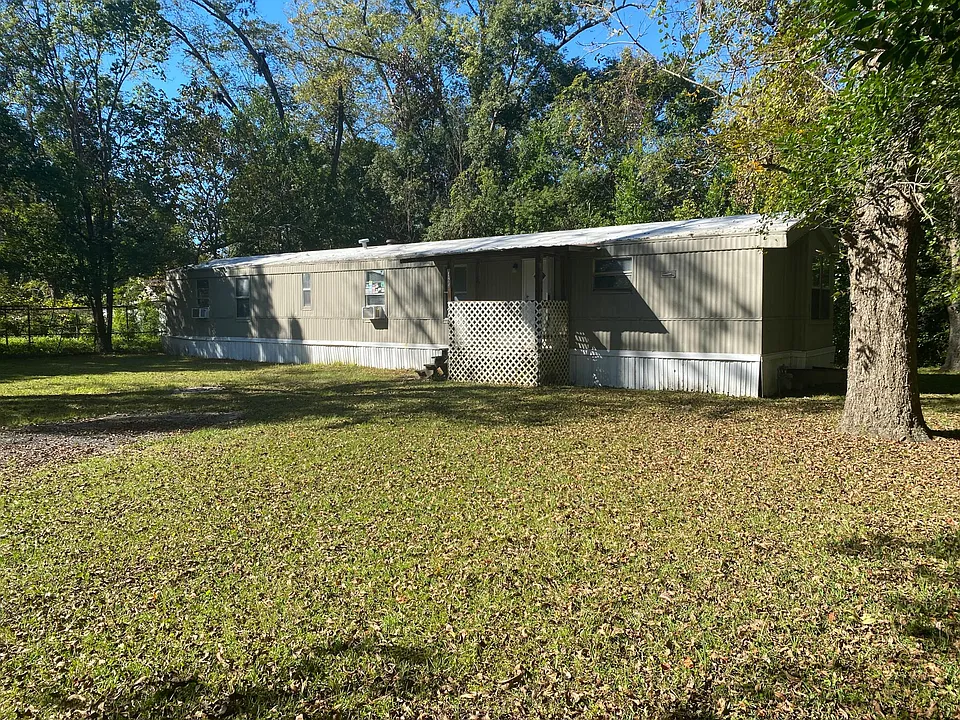 126 Morgan St