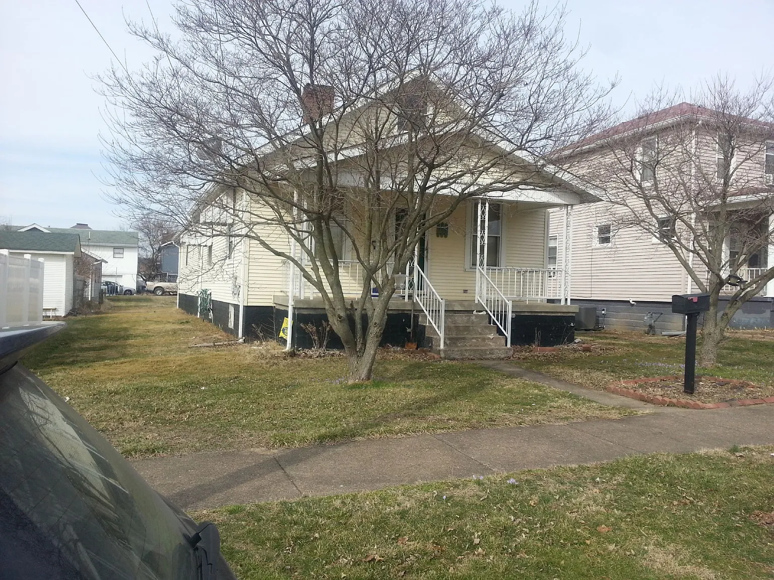 304 5th St photo 1