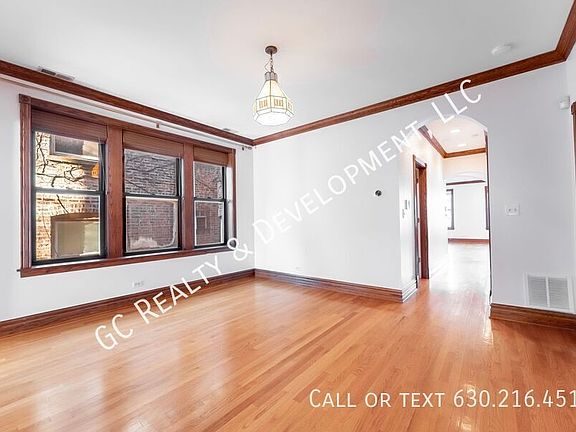 4th image of 625 W Stratford Pl APT 2W