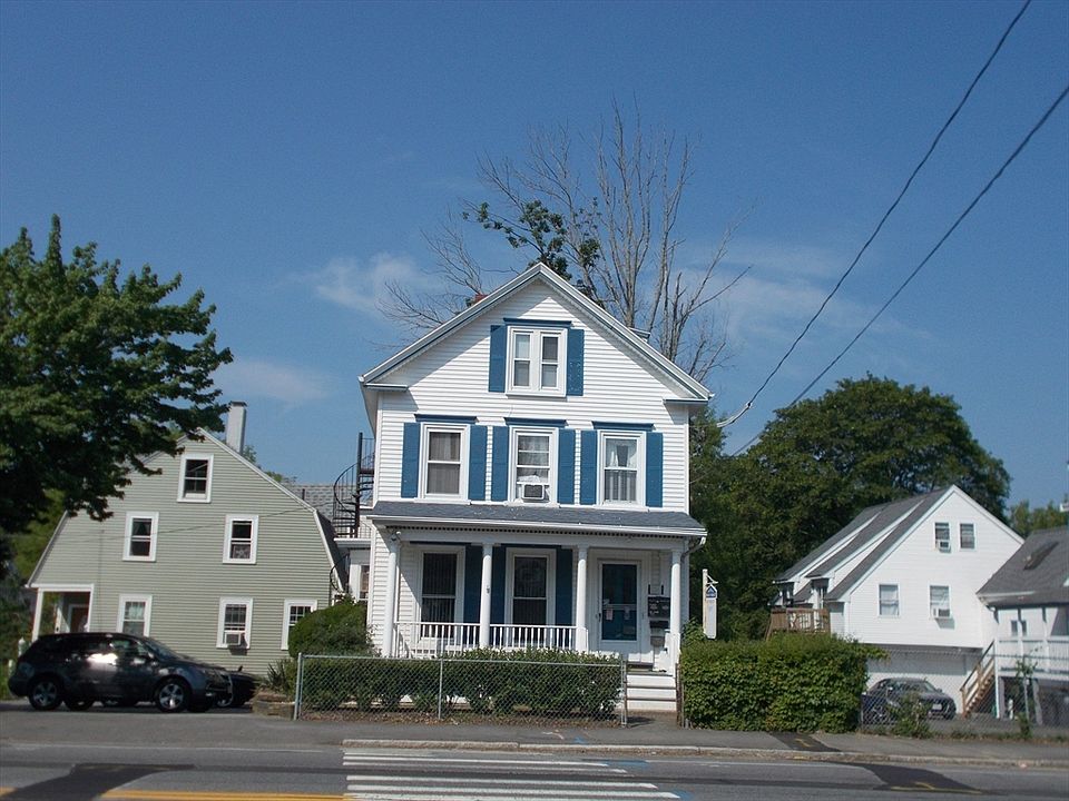 2nd image of 434 Main St