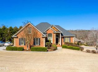 888 Reece Dr, Hoschton, GA 30548