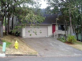 1020 W Fromdahl Dr, Roseburg, OR 97471
