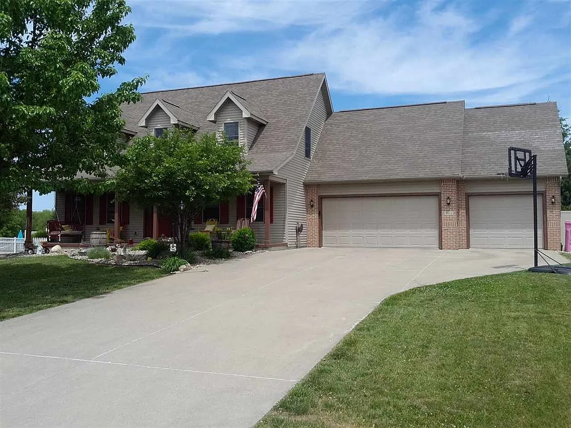 4642 E Cardinal Dr photo 1