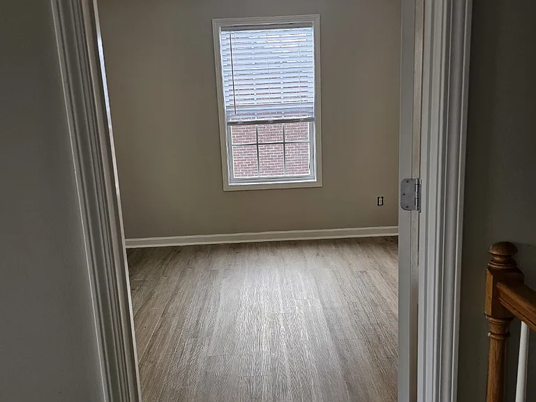 1032 Oakhall Dr — Photo 27
