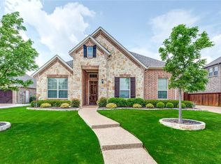 2807 Darlinghurst Rd, Trophy Club, TX 76262