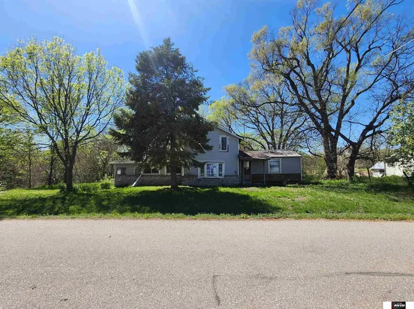340 S Maple St, Valparaiso, NE 68065